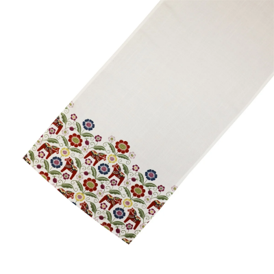 löpare 40x120  med mönster av dalahästar och kurbits redlunds